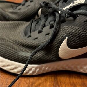 Nike Revolution Black and White Sneakers Size 9